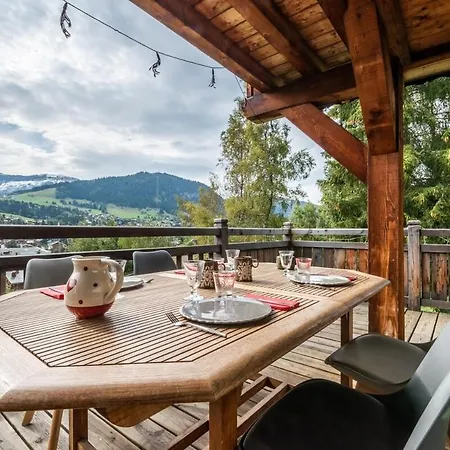 5 Minutes Walk From The Center Of Chalet Megeve