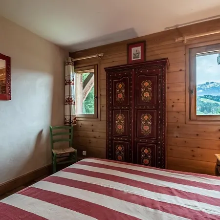 5 Minutes Walk From The Center Of