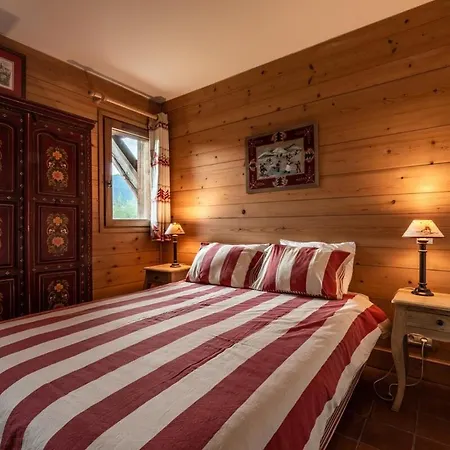 5 Minutes Walk From The Center Of Chalet Megeve